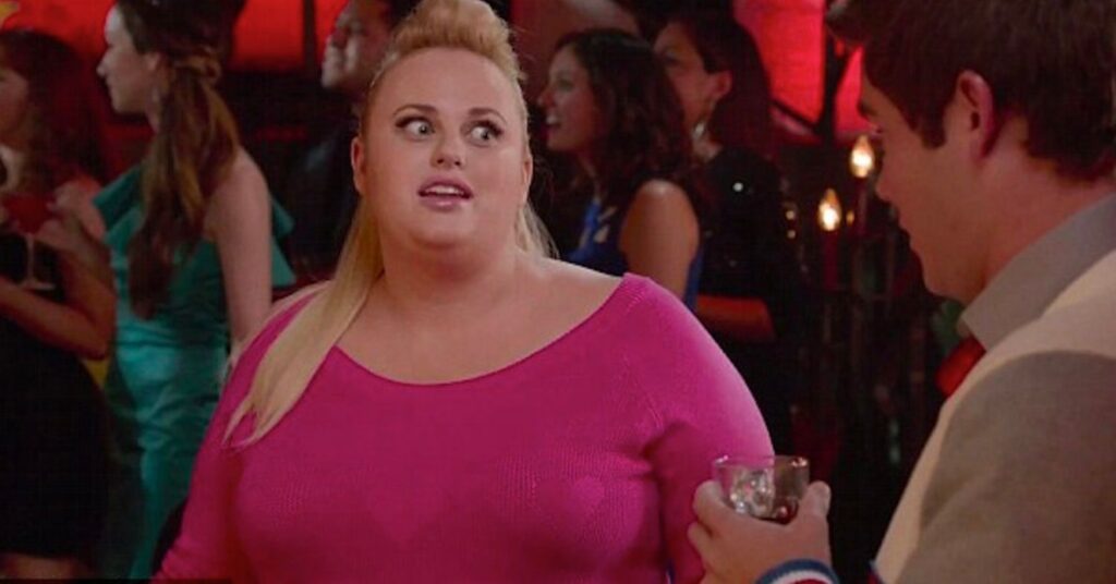 How Tall is Fat Amy