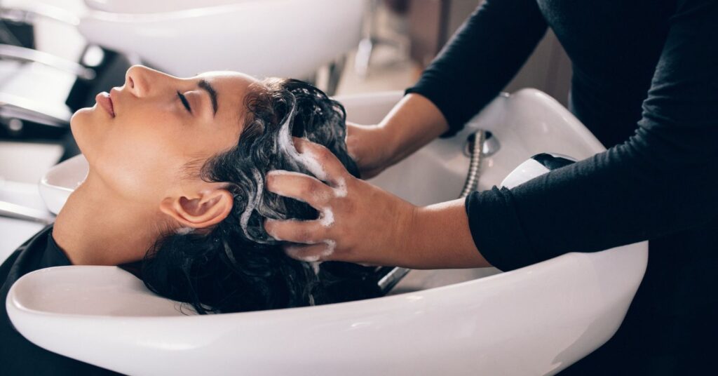 When to Wash Hair After Highlights