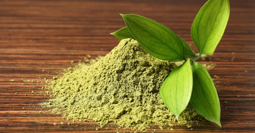 What To Mix Greens Powder With