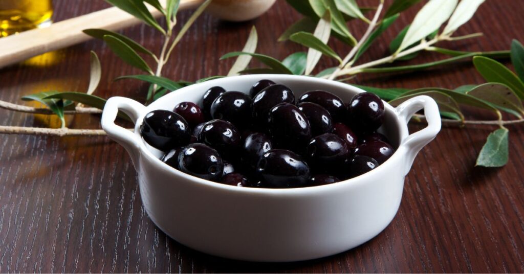 Why Don't Black Olives Come In Jars