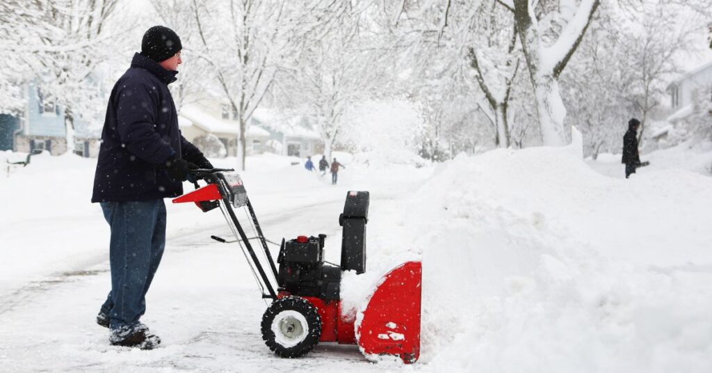 How Much Oil Do I Put In My Ariens Snowblower