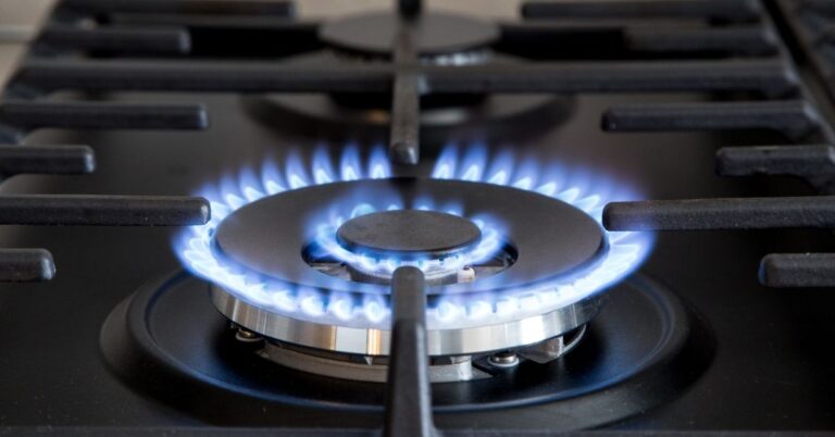 How Much Electricity Does A Stove Top Use? | Energy Insights